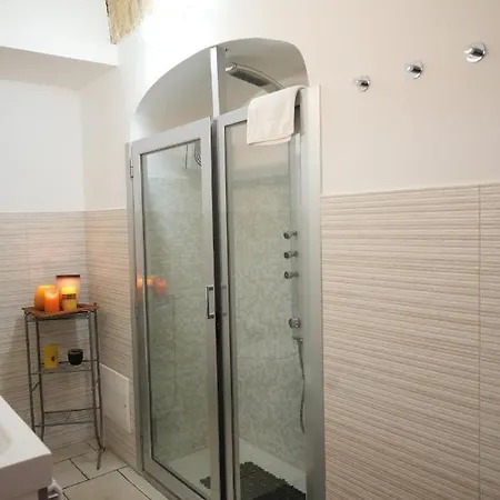 فندق مبيت وإفطار Al Borgo جويا ديل كولي