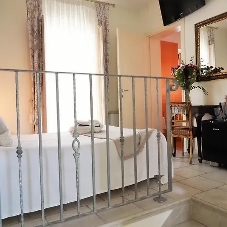 ベッド・アンド・ブレックファスト Al Borgo