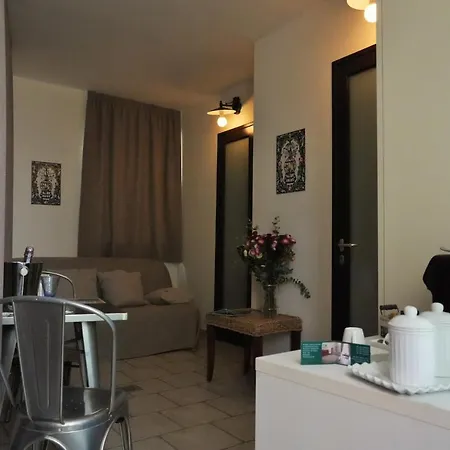 فندق مبيت وإفطار Al Borgo جويا ديل كولي