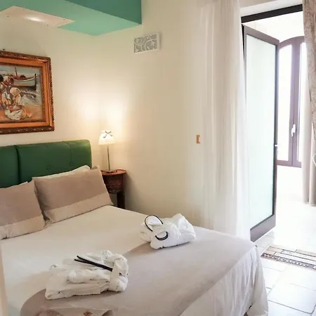 ベッド・アンド・ブレックファスト Al Borgo 4*